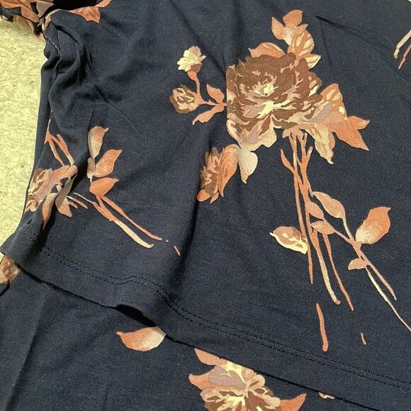 NWT- Torrid - 1, 2 or 3. Maternity Nursing Tee - Picture 5 of 7